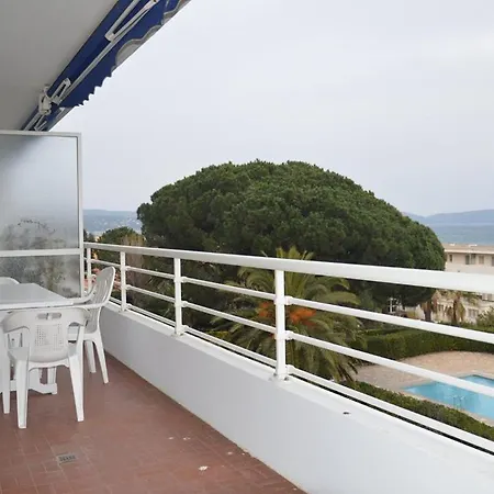 Apartment Climatise A 100m De La 122 Cavalaire-sur-Mer